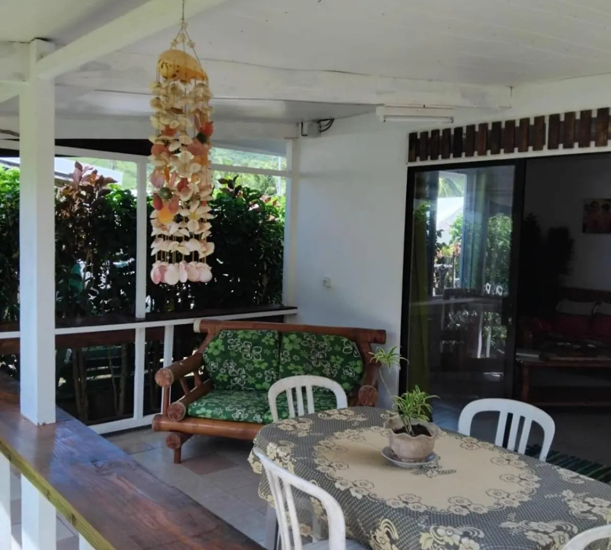 Сasa de vacaciones La Maison Du Lac Moorea